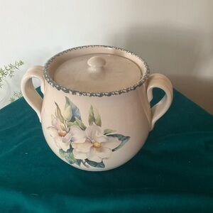 Vintage 1998 Home and Garden Party handmade stoneware bean pot